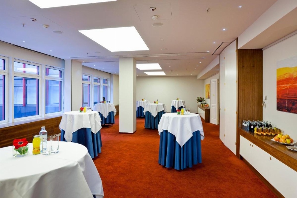 Independent - Grand Hotel Wien